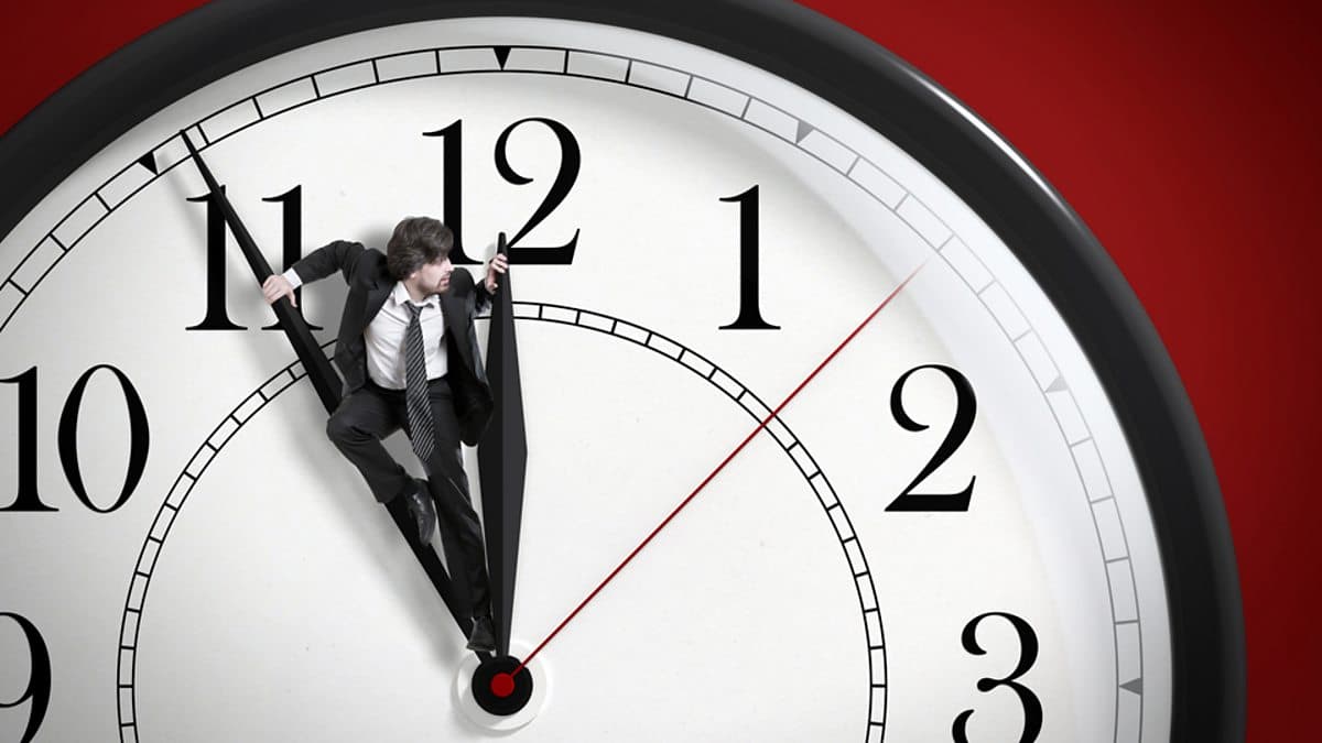 6 Minute English / Would the world stop without clocks?
