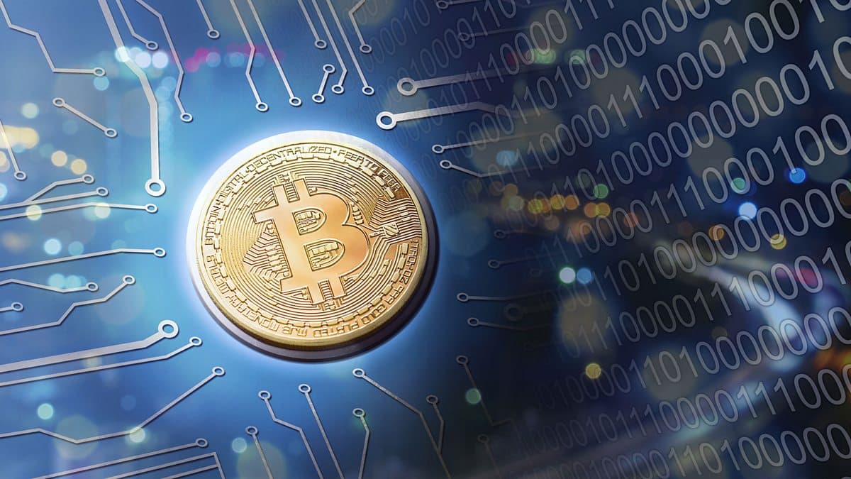 6 Minute English / Bitcoin: digital crypto-currency