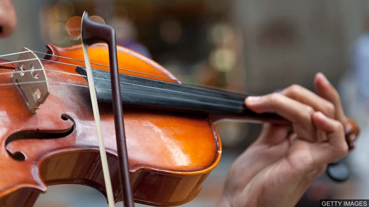 The English We Speak / Another string to your bow